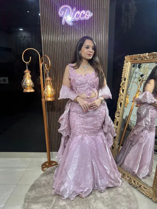 CUTWORK STUNNING FISHCUT LEHENGA RC118